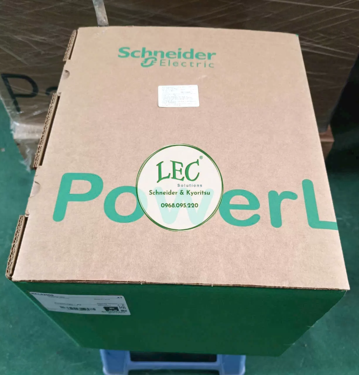 REL52008 - Rơ le bảo vệ P3U30-6AAA2BCAA Power A 48-230 V 110 V dc/ac 4 VT 4 CT 16 DI / 8 DO Ring-lug 2 x RJ45