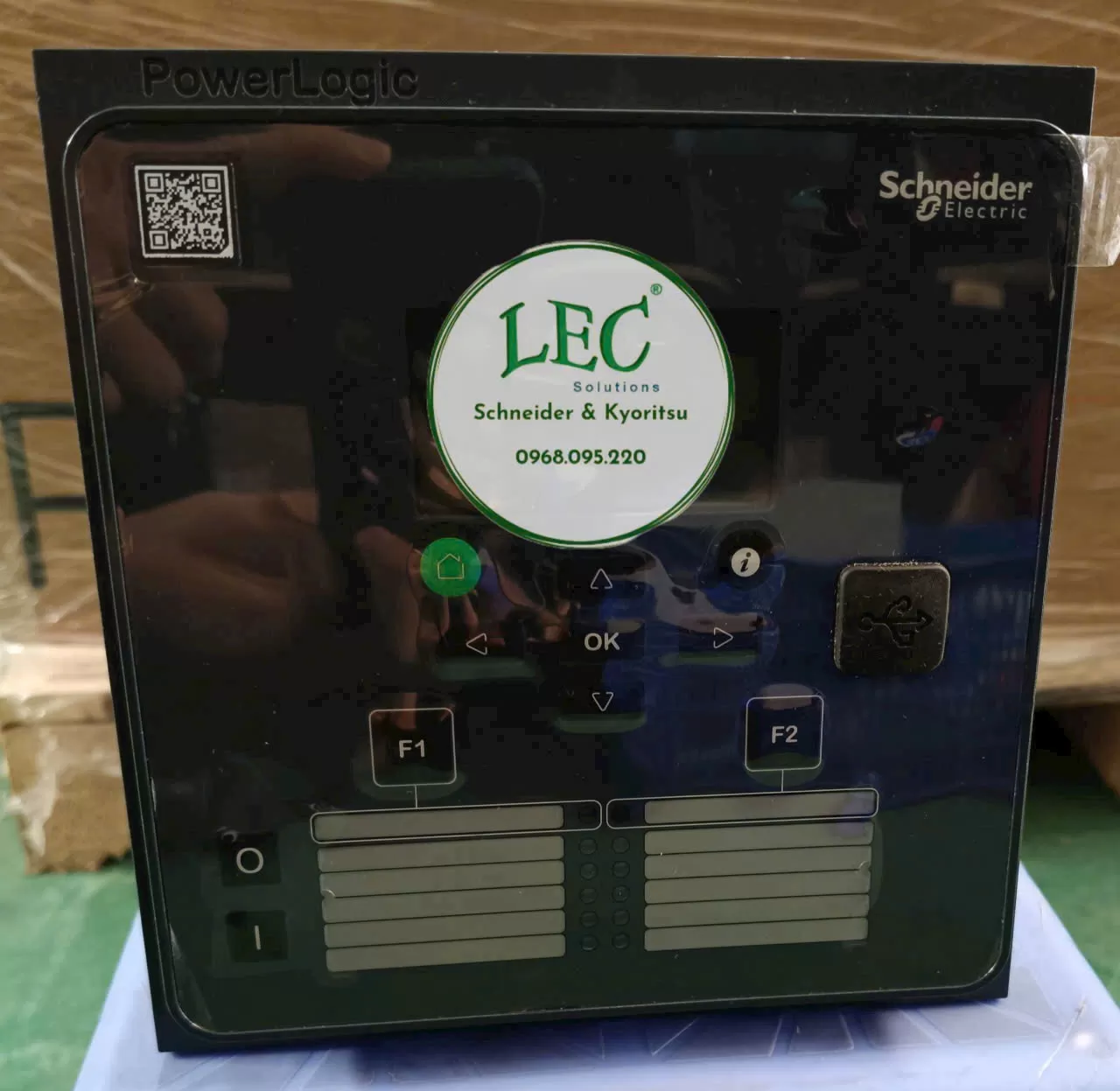 REL52008 - Rơ le bảo vệ P3U30-6AAA2BCAA Power A 48-230 V 110 V dc/ac 4 VT 4 CT 16 DI / 8 DO Ring-lug 2 x RJ45