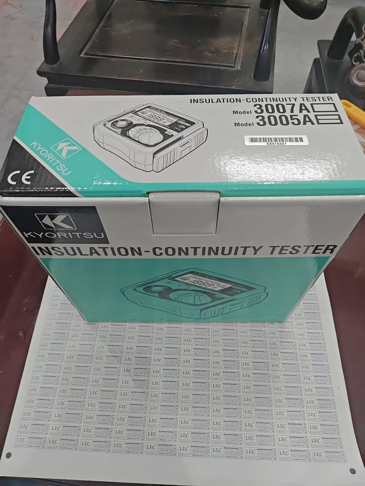 Máy đo điện trở cách điện Kyoritsu 3005A