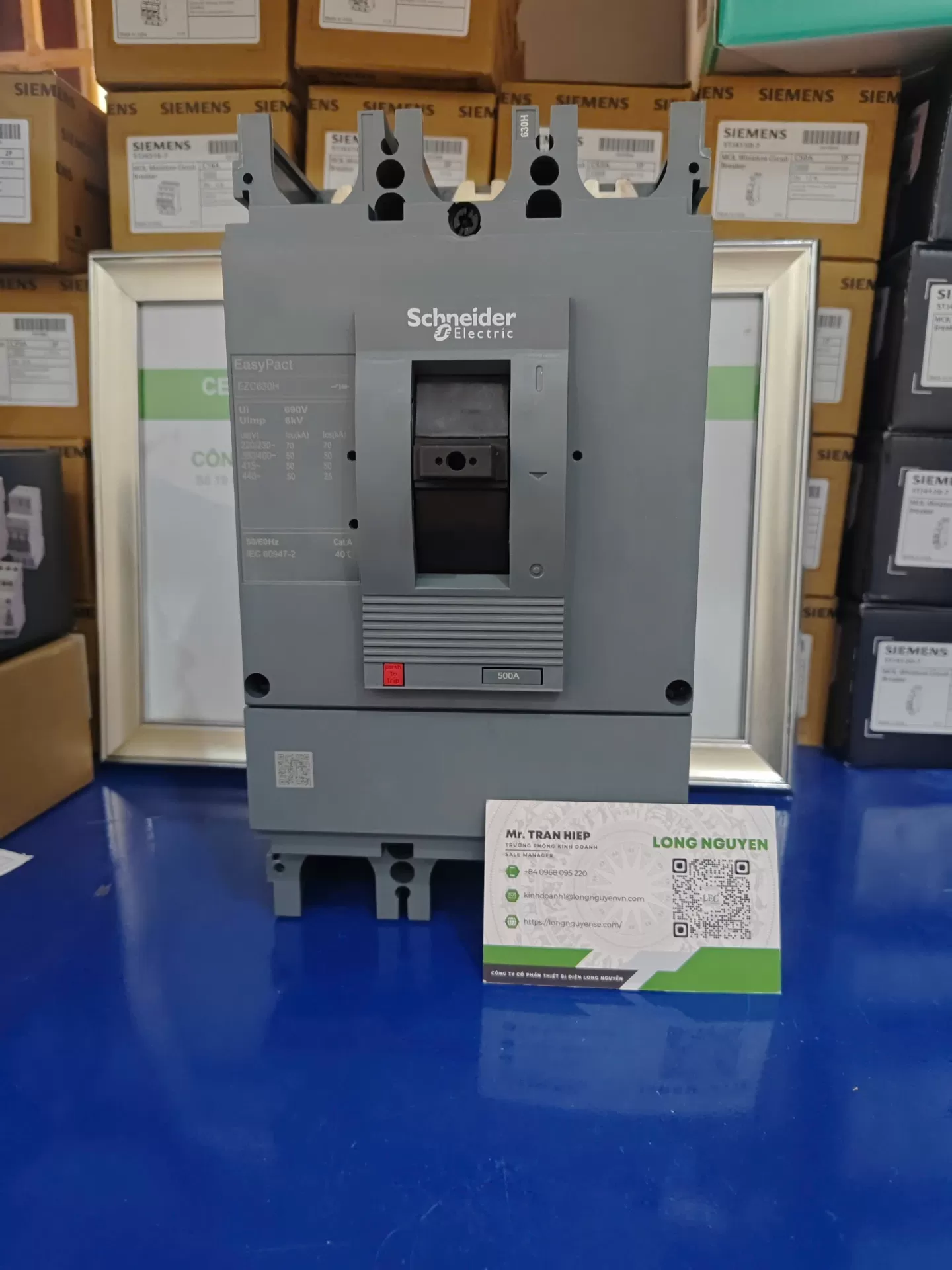 Cầu dao tự động MCCB EZC630H3500N - 3P 500A 50kA