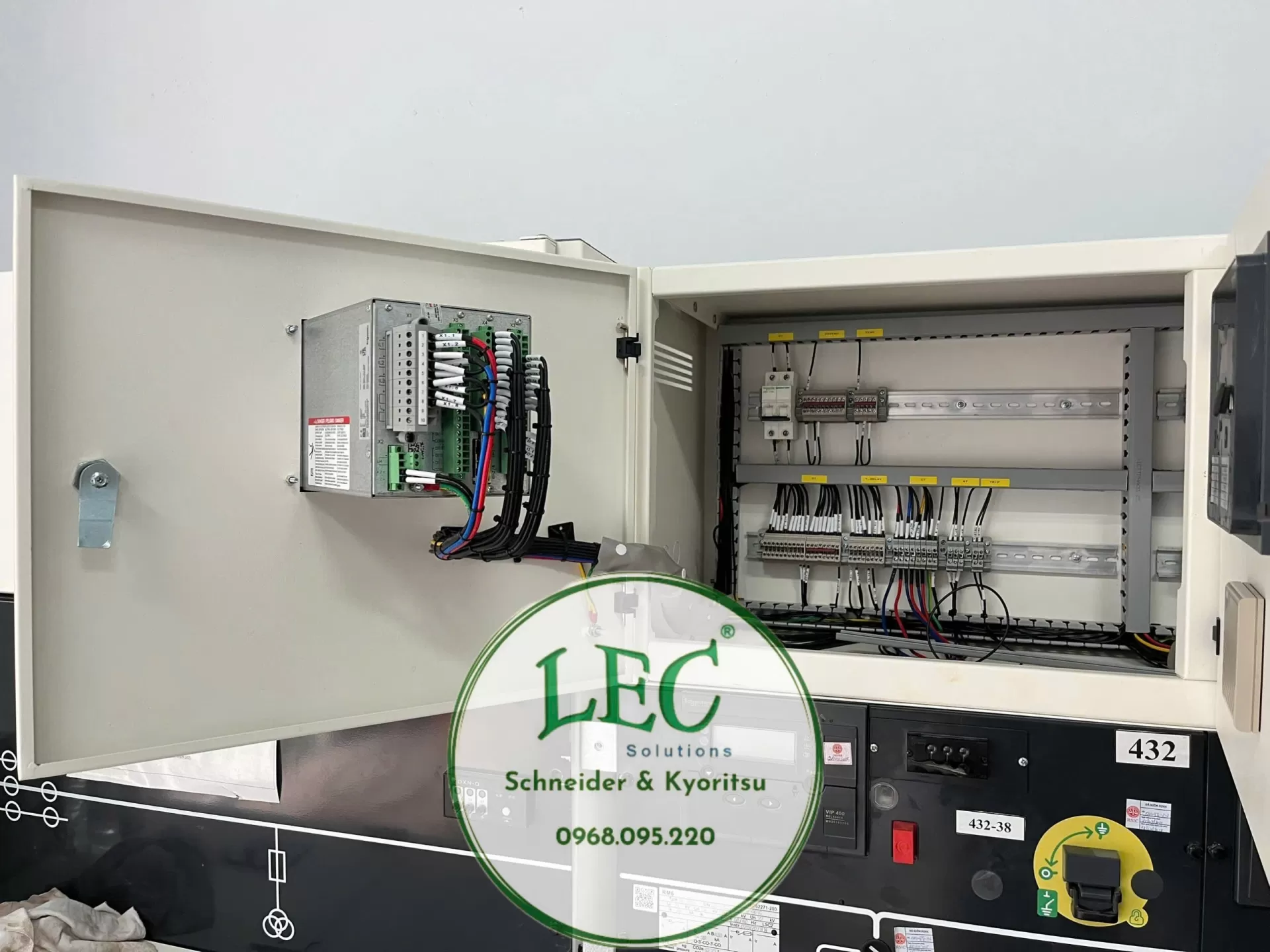 Rơ le bảo vệ tủ trung thế RM6 Schneider P3U30