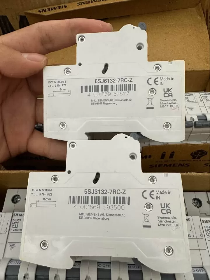 5SJ3132-7RC Aptomat MCB Siemens 5SJ 1P 32A 4,5kA