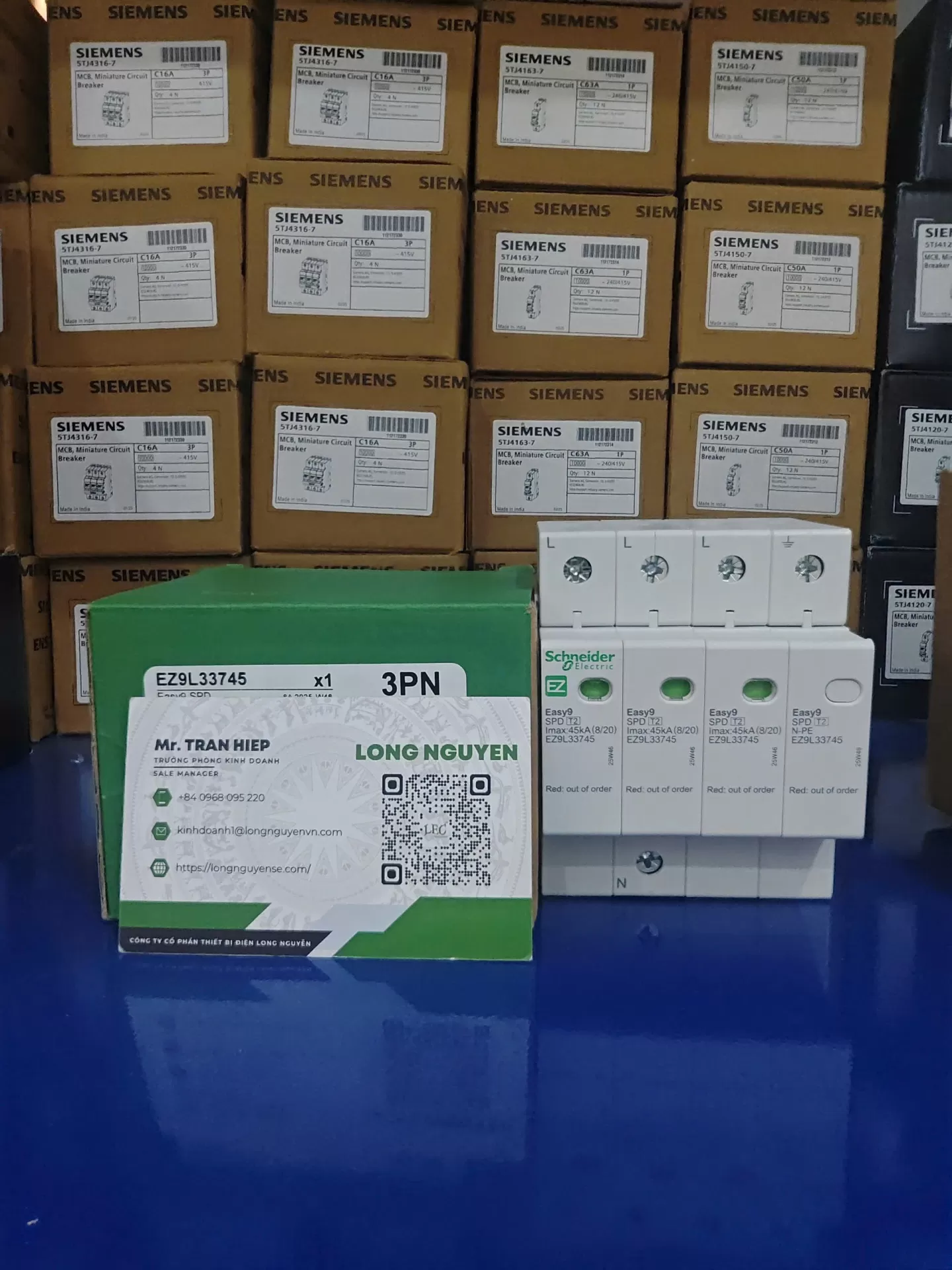 EZ9L33745 - Bộ chống sét lan truyền Easy9 SPD, 3P+N, 45kA