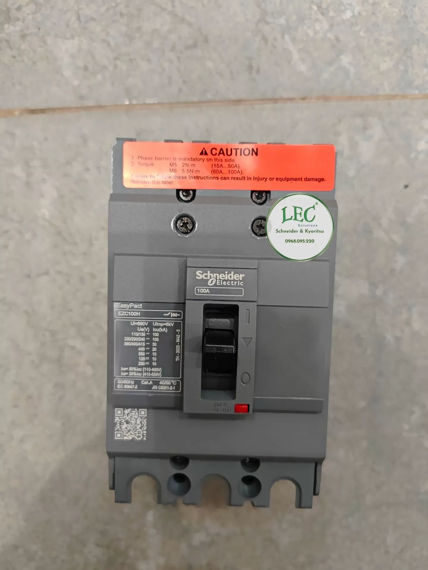 Cầu dao tự động MCCB EZC100H3100 - 3P 100A 30kA