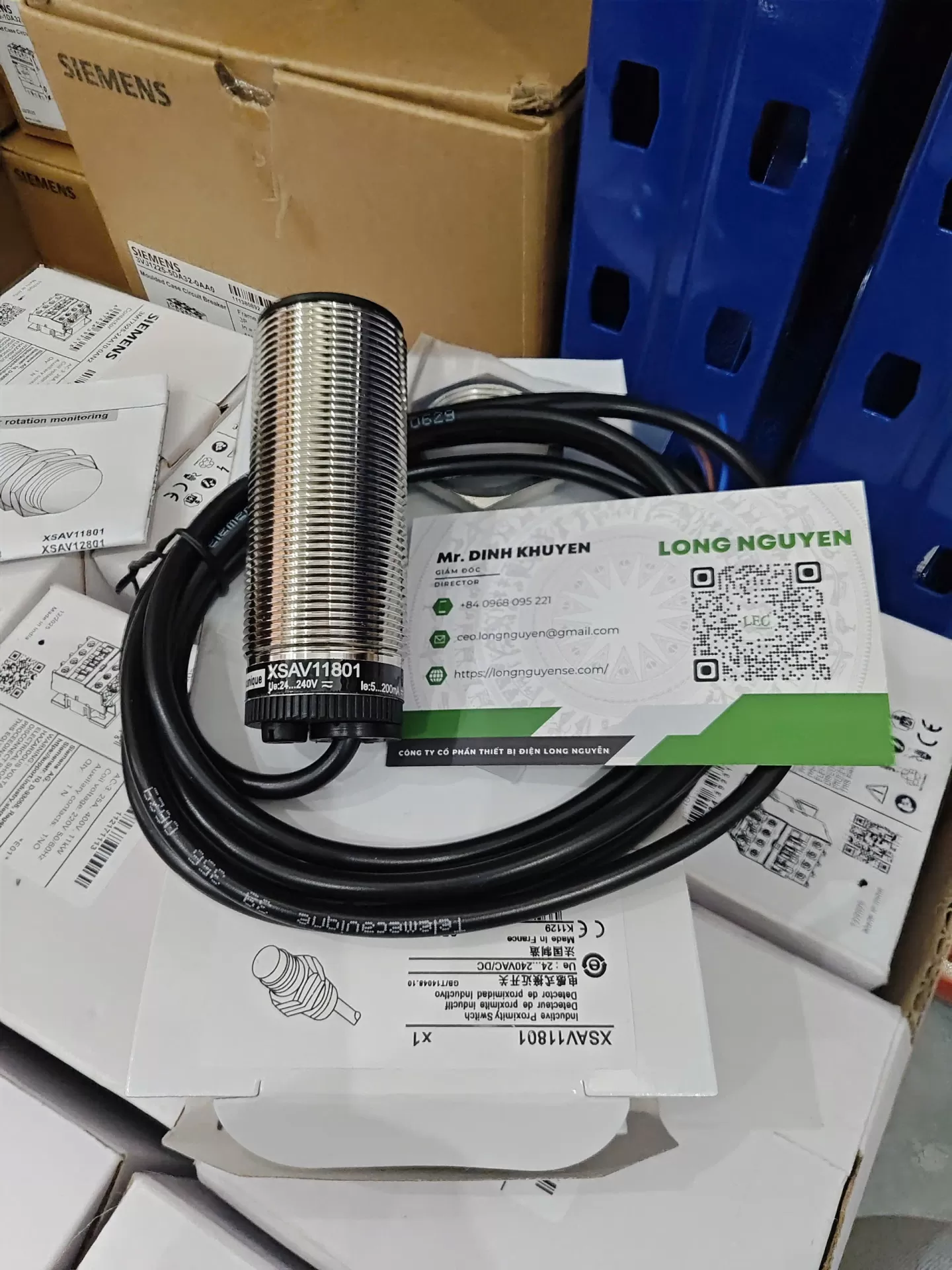 XSAV11801 - Cảm biến tiệm cận cảm ứng