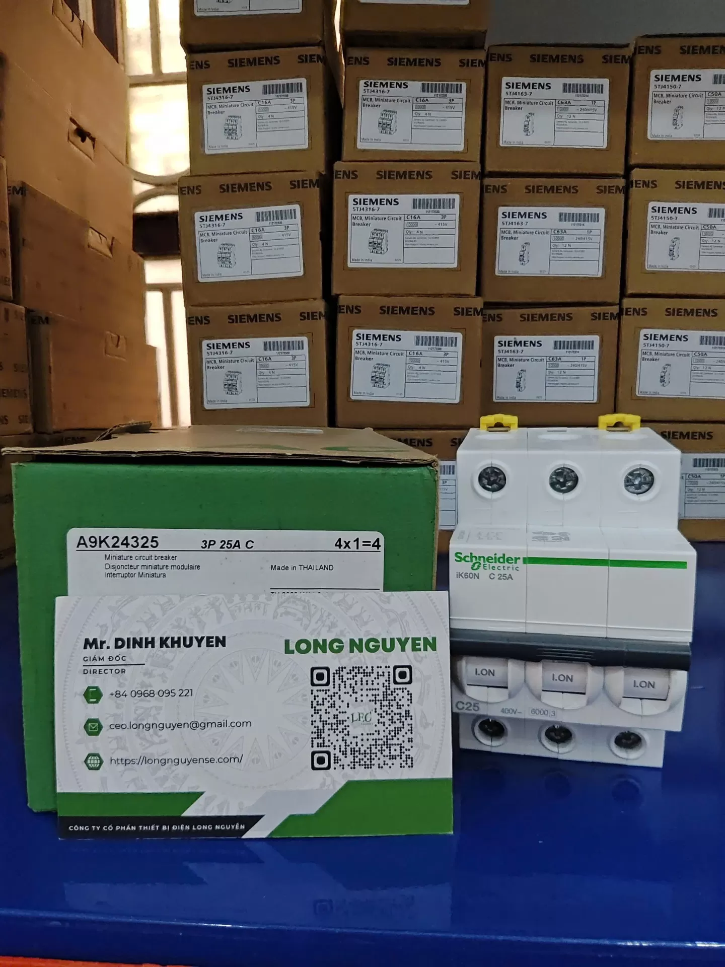 A9K24325 - Cầu dao tự động (MCB) Acti9 iK60N 3P 25A 6kA C