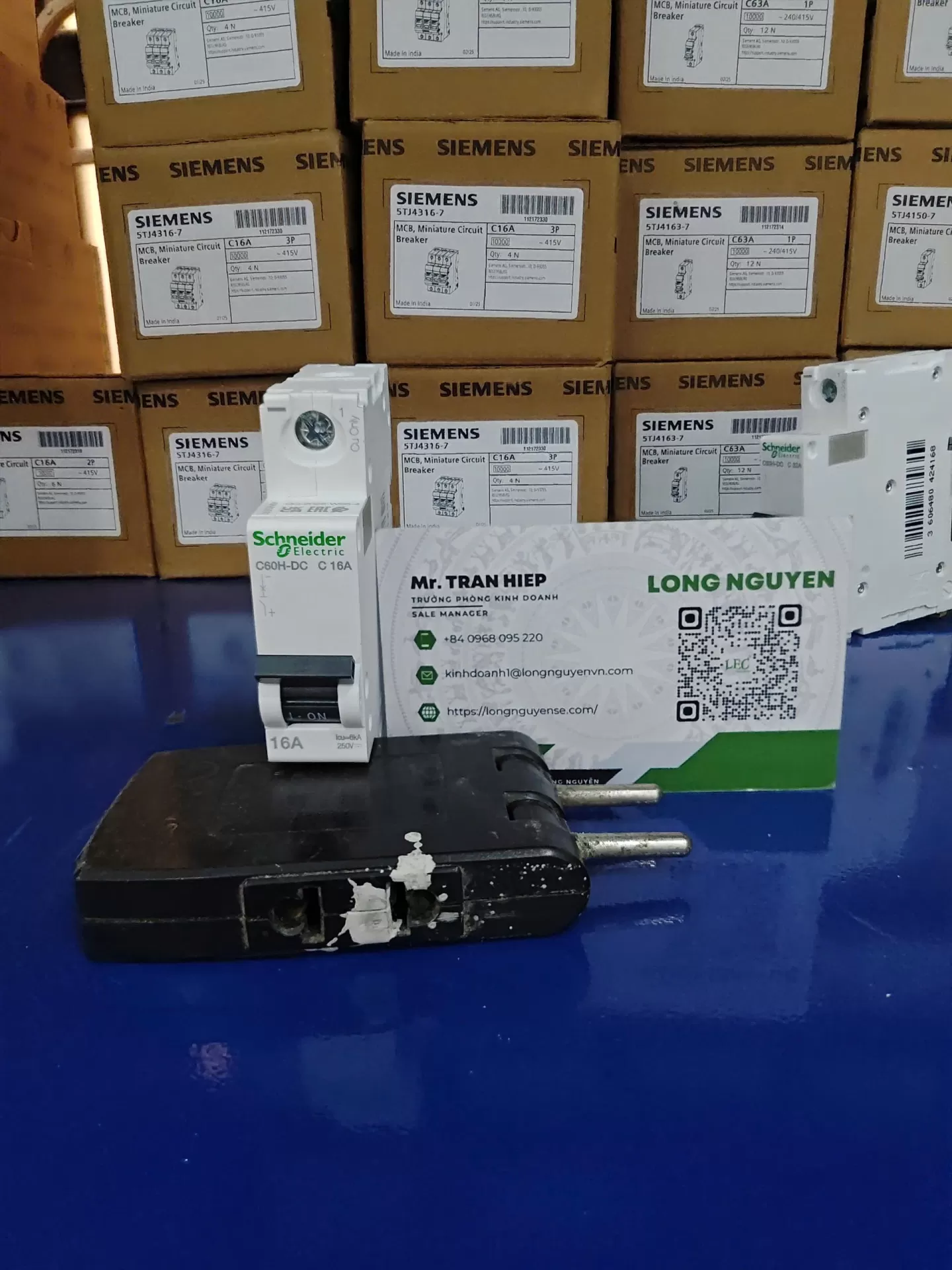 Aptomat MCB A9N61511 - C60H-DC 250Vdc 16A 1P C