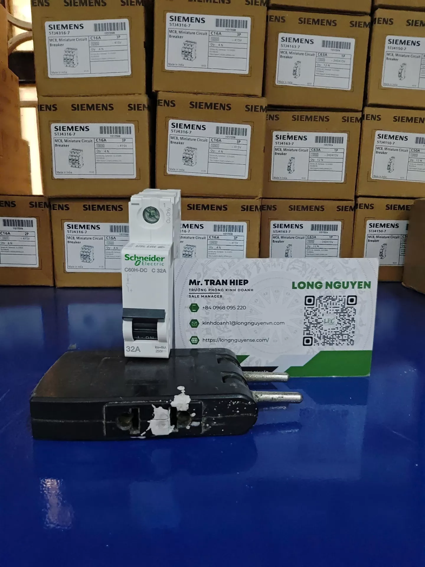 Aptomat MCB A9N61515 - C60H-DC 250Vdc 32A 1P C