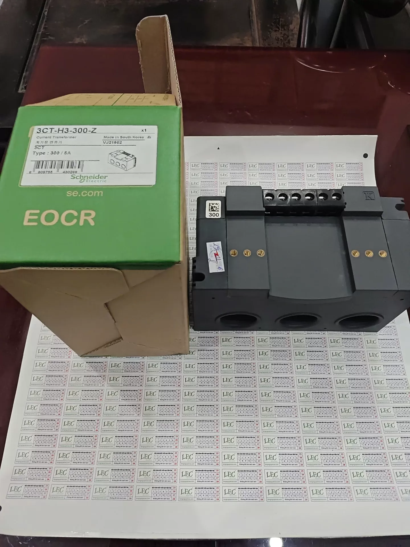 Biến dòng 3CT-H3-300-Z 300/5A Class1 5VA