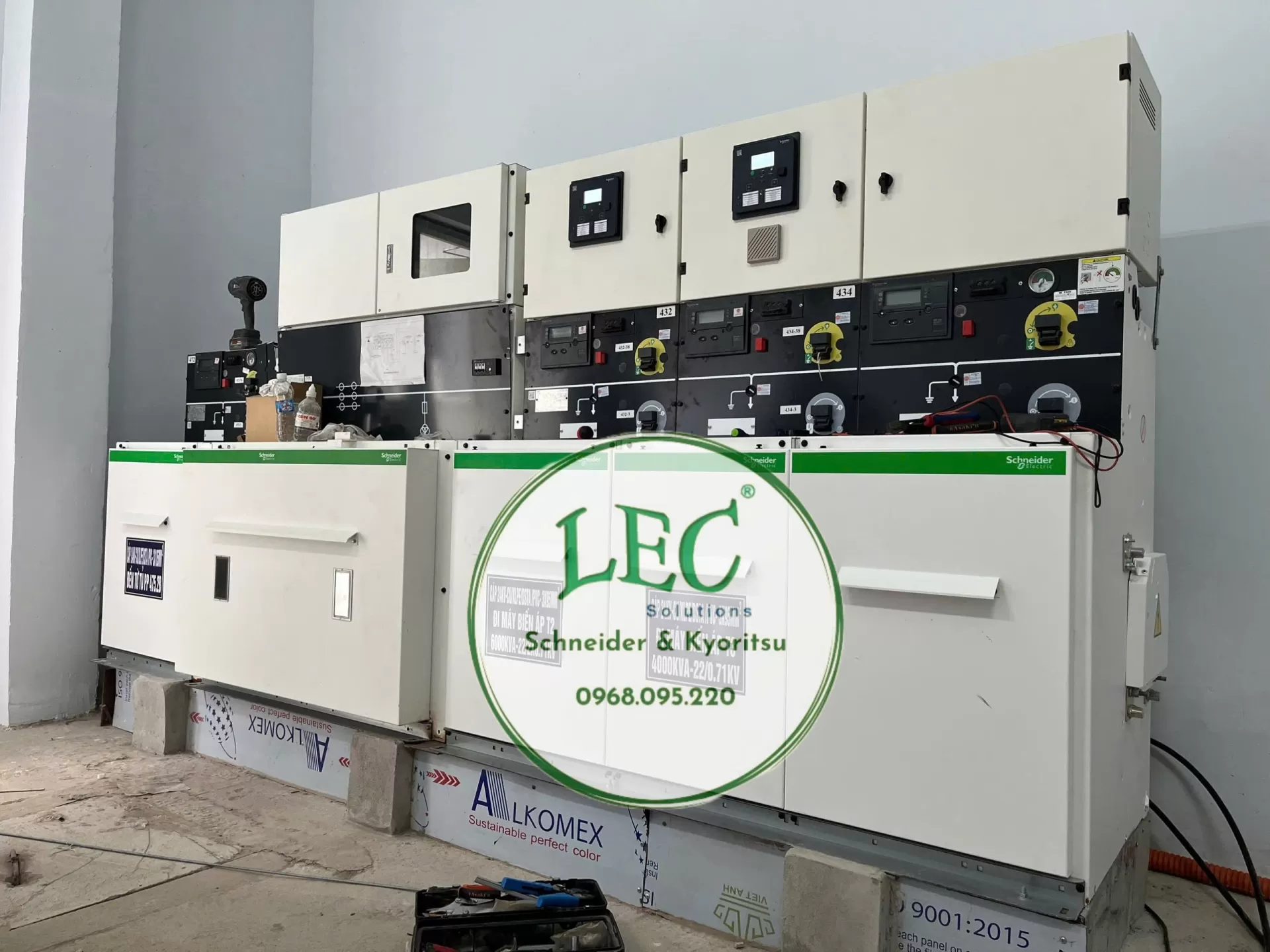 Rơle bảo vệ máy biến áp Easergy P3T32 Schneider – Giải pháp bảo vệ toàn diện cho trạm biến áp trung thế