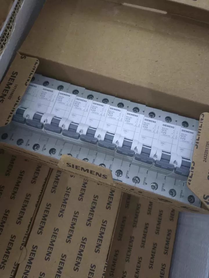 5SJ3120-7RC Aptomat MCB Siemens 5SJ 1P 20A 4,5kA